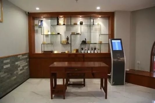 6409.webp.jpg 6409.webp.jpg